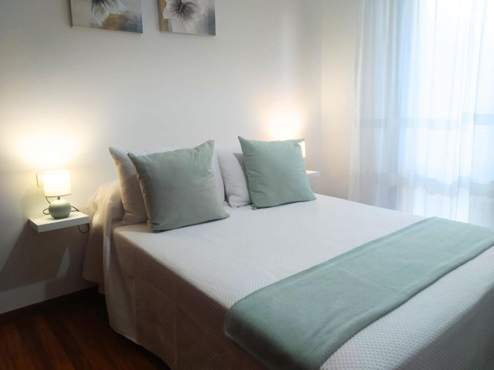 Apartamento Ziralla Con Garaje Gratis 阿拉力兹 外观 照片